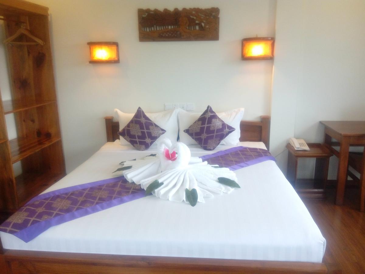 81 Central Hotel Nyaung Shwe Buitenkant foto